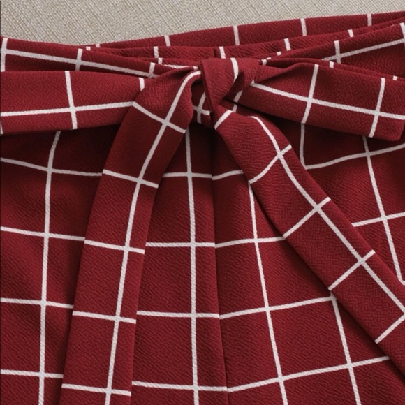 „🌸5/$25🌸NWOT Shein Plaid/ Grid Self Belted Pants Size large - Picture 2 of 16